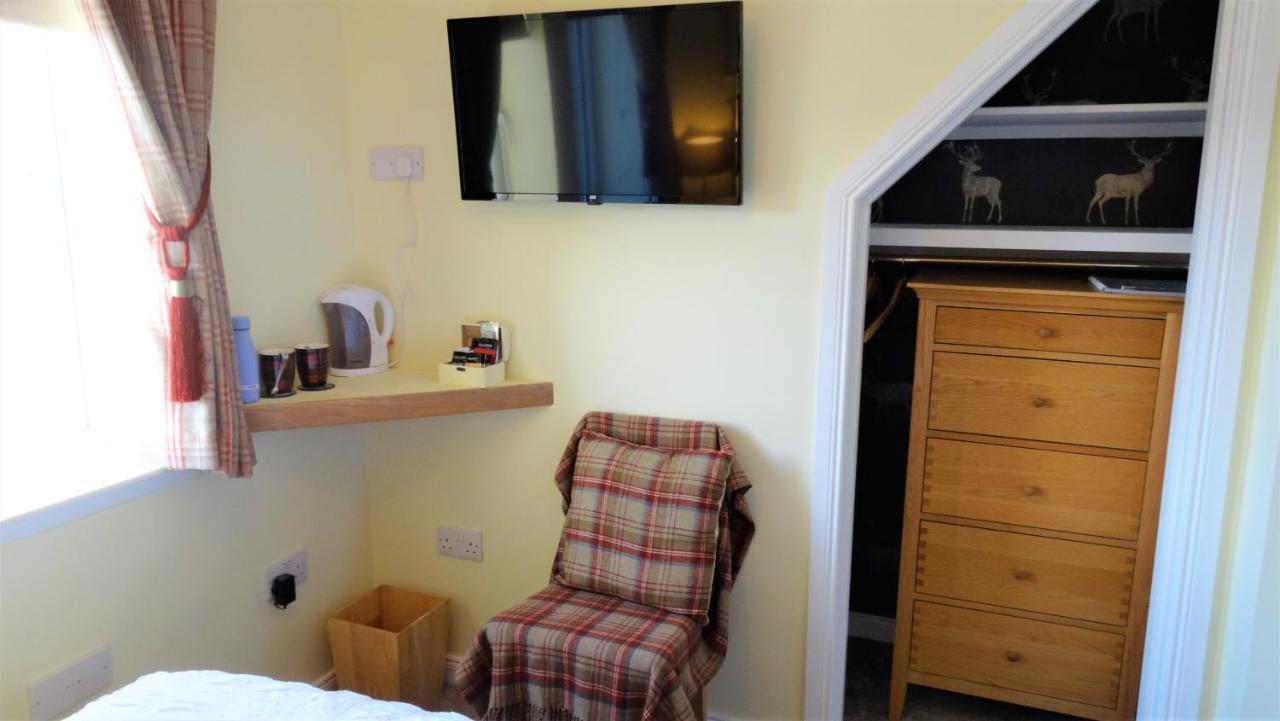 Bracadale House Bed & Breakfast Port na Long Екстериор снимка